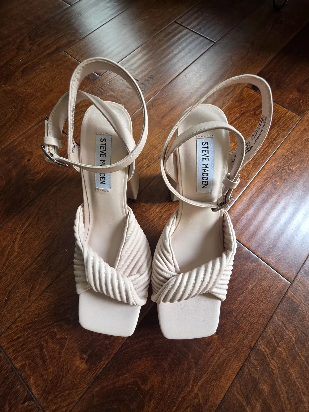 Steve Madden Ohana Cream Platform Sandals - Size 7.5